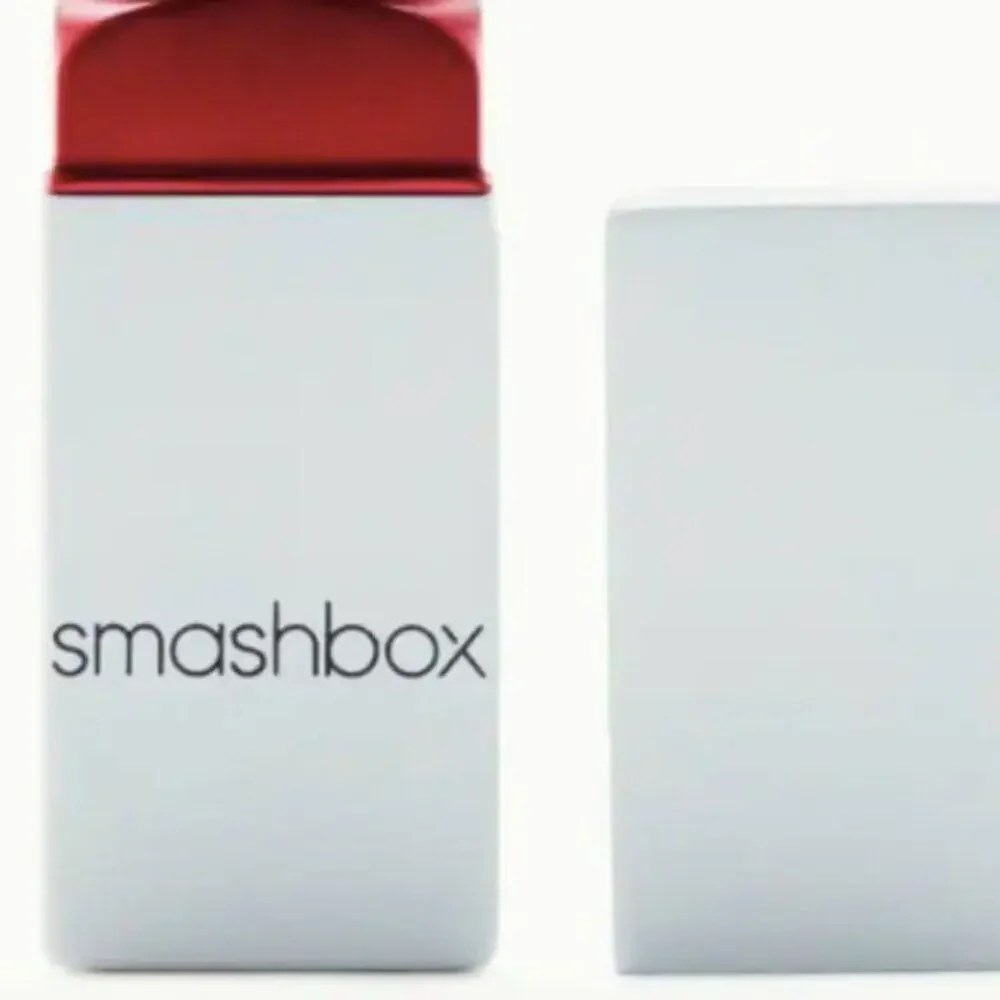Smashbox Moisture Boosting Lipstick In Spoiler Alert mauve